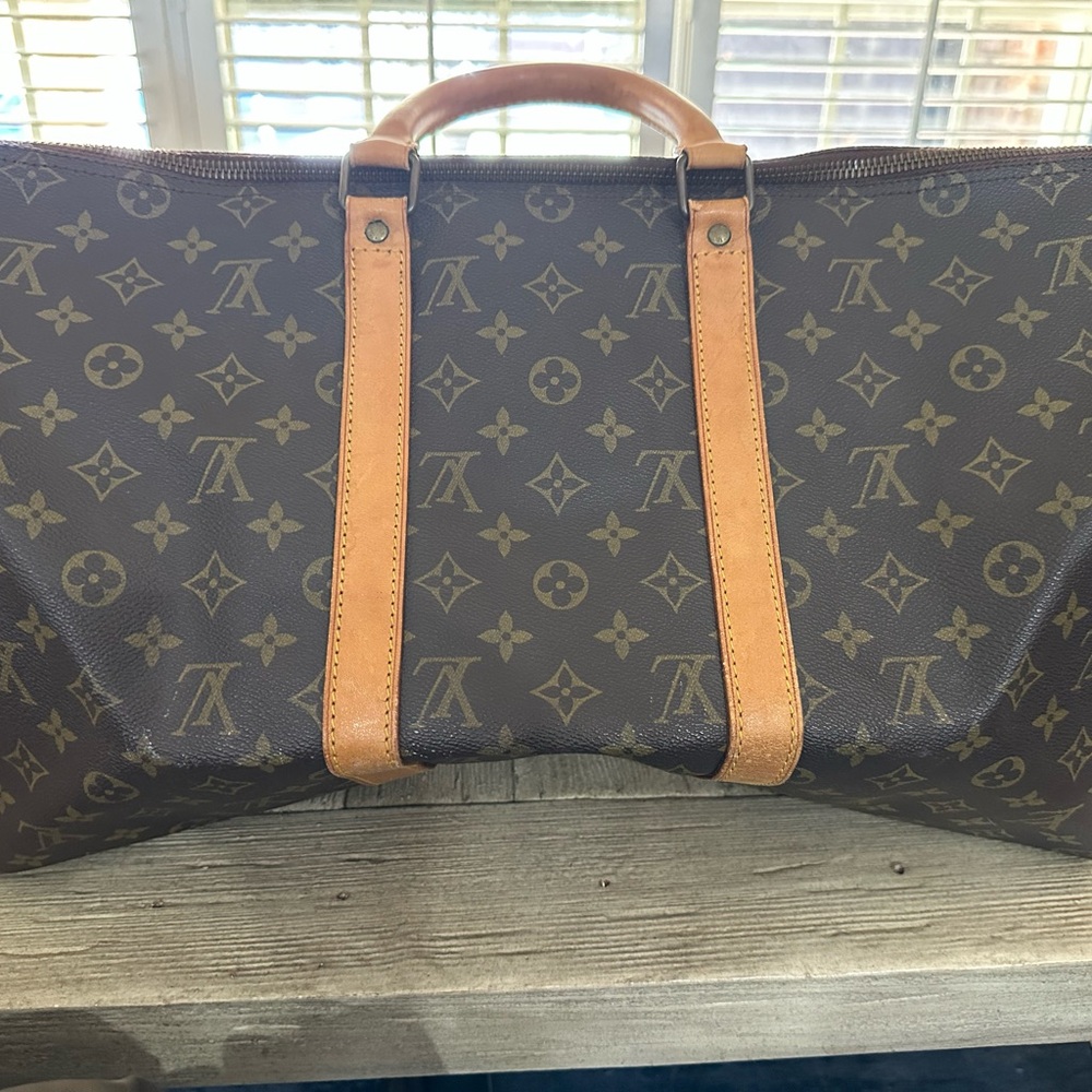 Authentic Louis Vuitton keep all bag